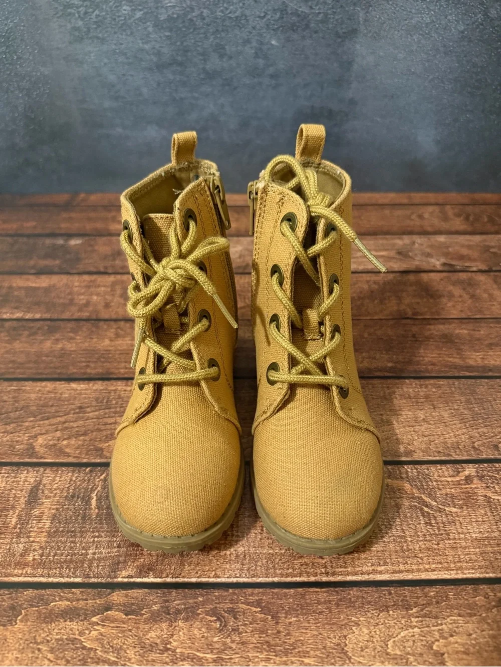 Old Navy Kids Mustard Canvas Lace-Up Boots
